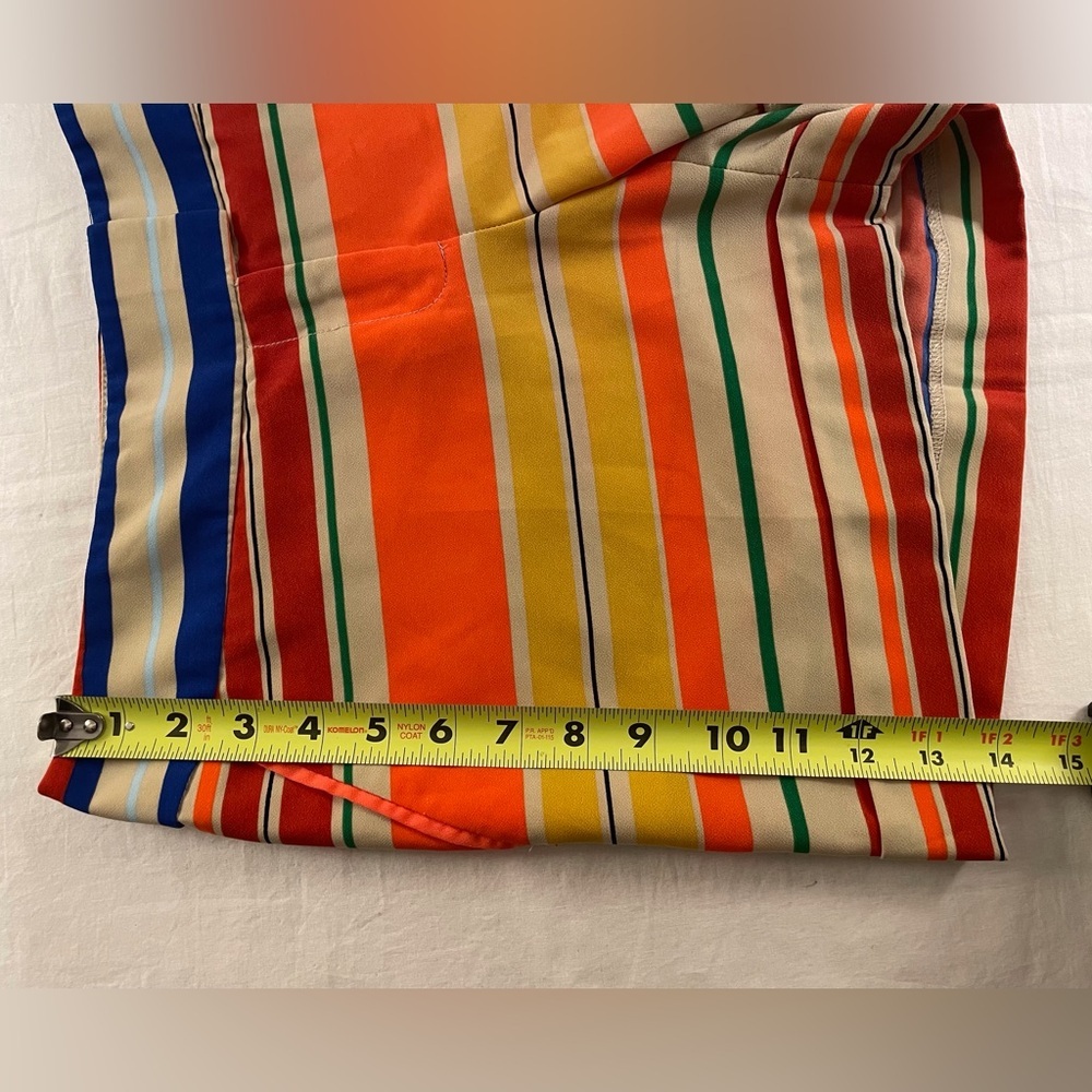 Outback Red Multicolored Striped Dress Shorts Size 10 - Picture 2 of 12
